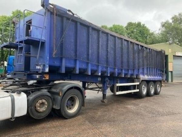 UNITED TRAILERS BULKER